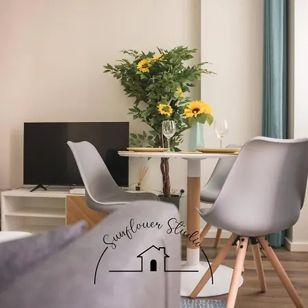 Sunflower Apartman *